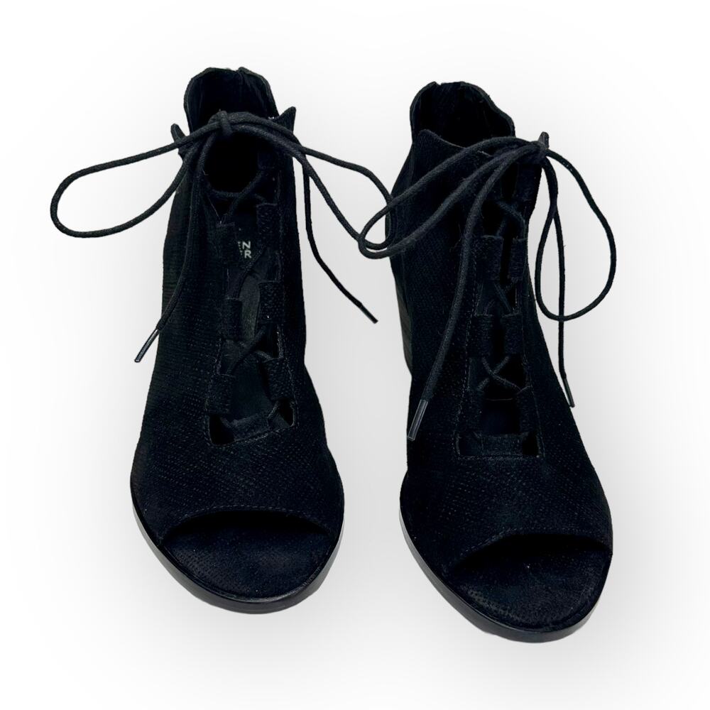 Eileen Fisher Fallon Peep Toe Lace Up Booties Women's Size 8 Black Suede 5838517 - Picture 11 of 11